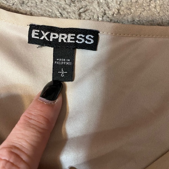 Express Blouse - Picture 3 of 4